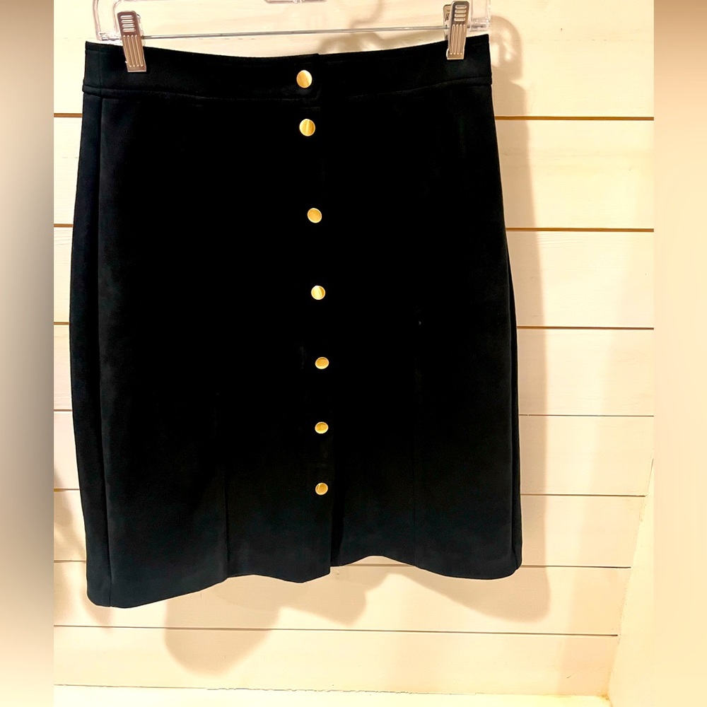 LOFT faux suede skirt with gold buttons, size 2. NWOT.